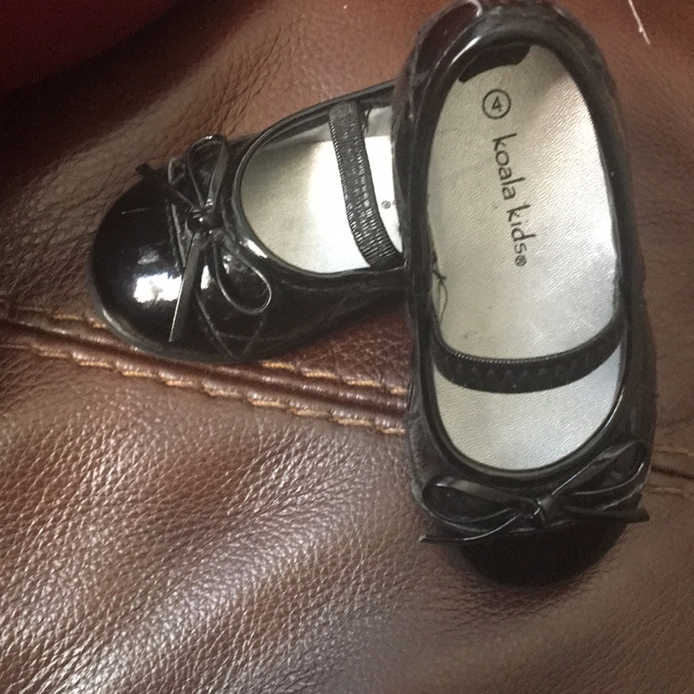 Girls baby ballet shoes